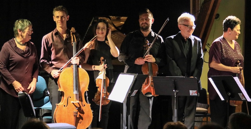 The 2018 artists take a bow